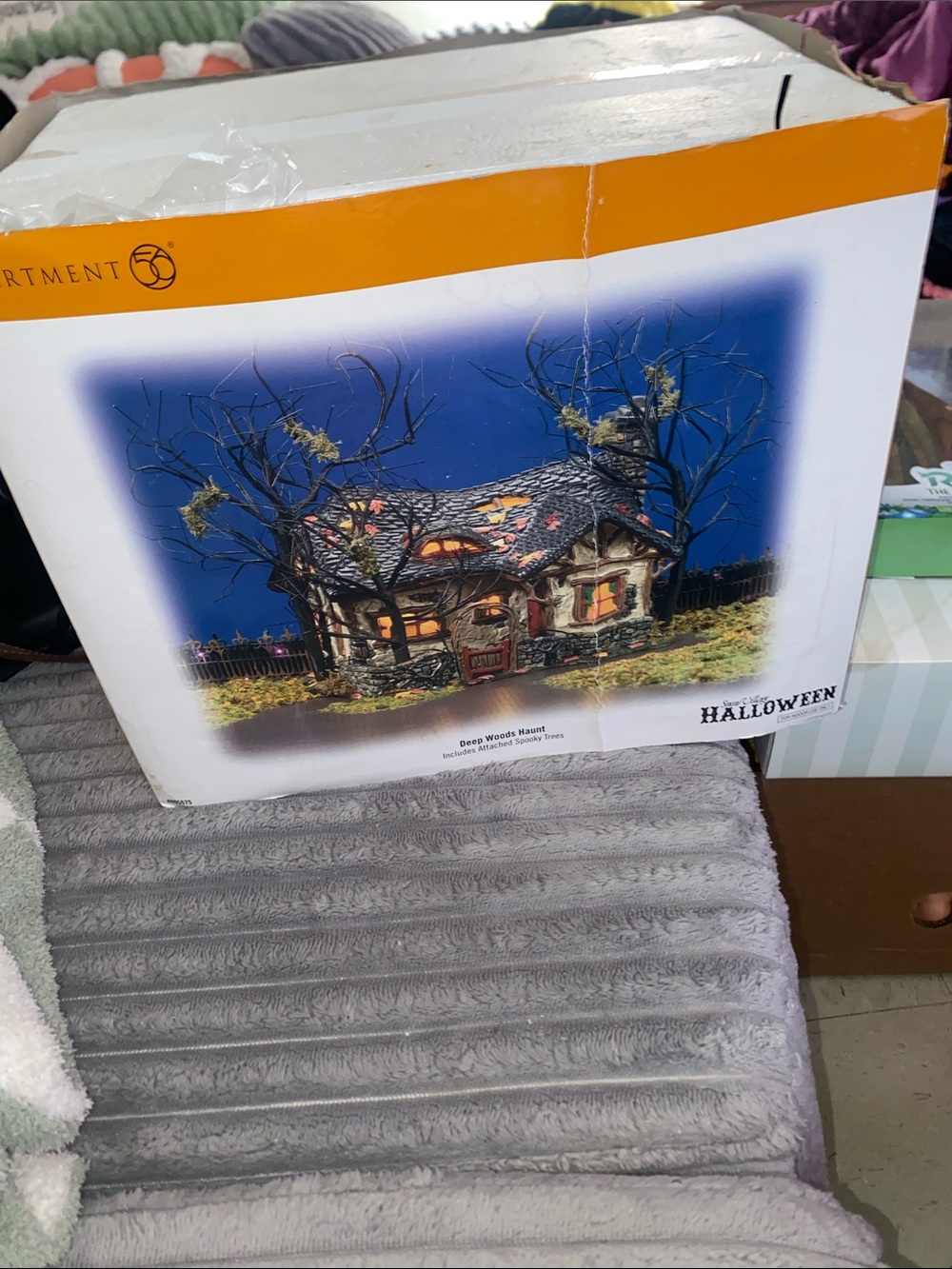 DEPT 56 SNOW VILLAGE HALLOWEEN DEEP WOODS HAUNT AS IS!!!!